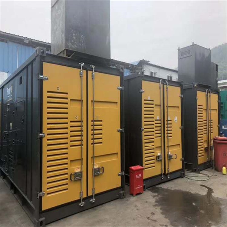 南明温度变化对不同类型欠压保护装置的可靠性影响有何差异？