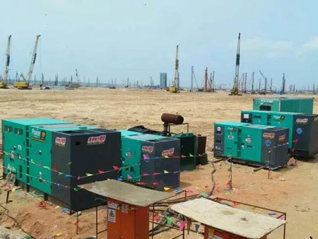 南明柴油发电机组干式空气滤清器的维护成本高吗？